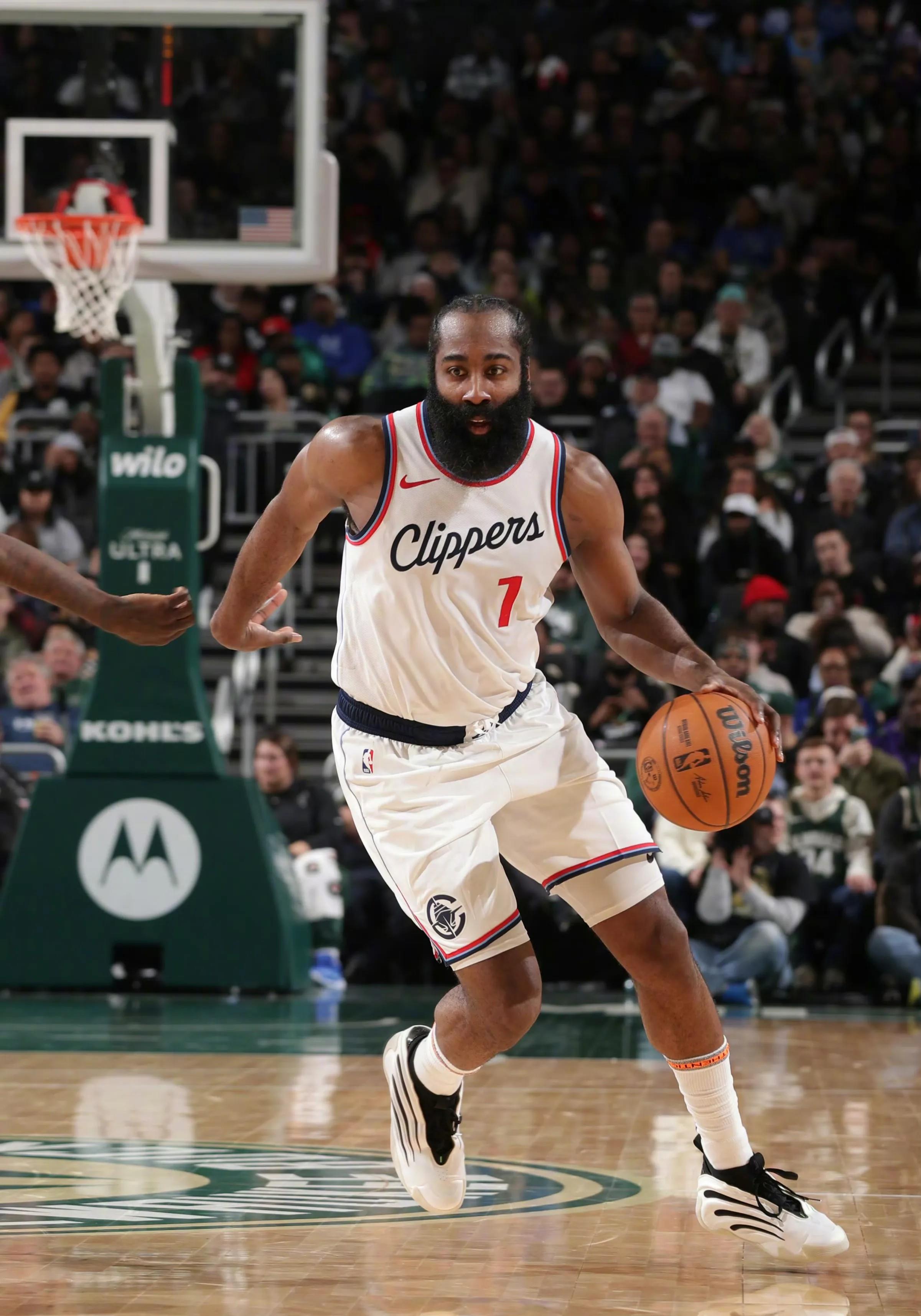 开云体育官网-关于公牛不断突破！，哈登连续十五场比赛得分超过险胜再创辉煌时刻的信息-开云体育官网